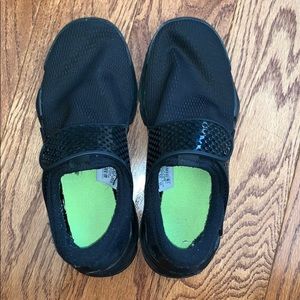 Nike sock dart sneakers